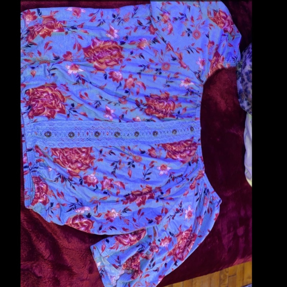 Blue flower shirt